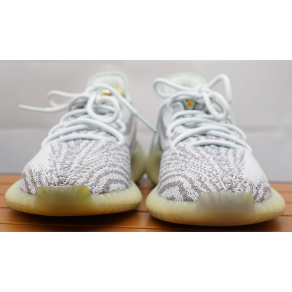 Adidas Yeezy Boost 350 V2 Size 9 Blue Tint/Gray/High Risk Red 2017 main image 6
